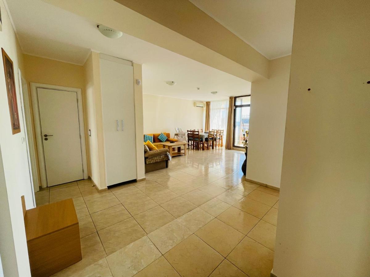 Dolce Vita Sea View Apartment Sveti Vlas Exterior photo