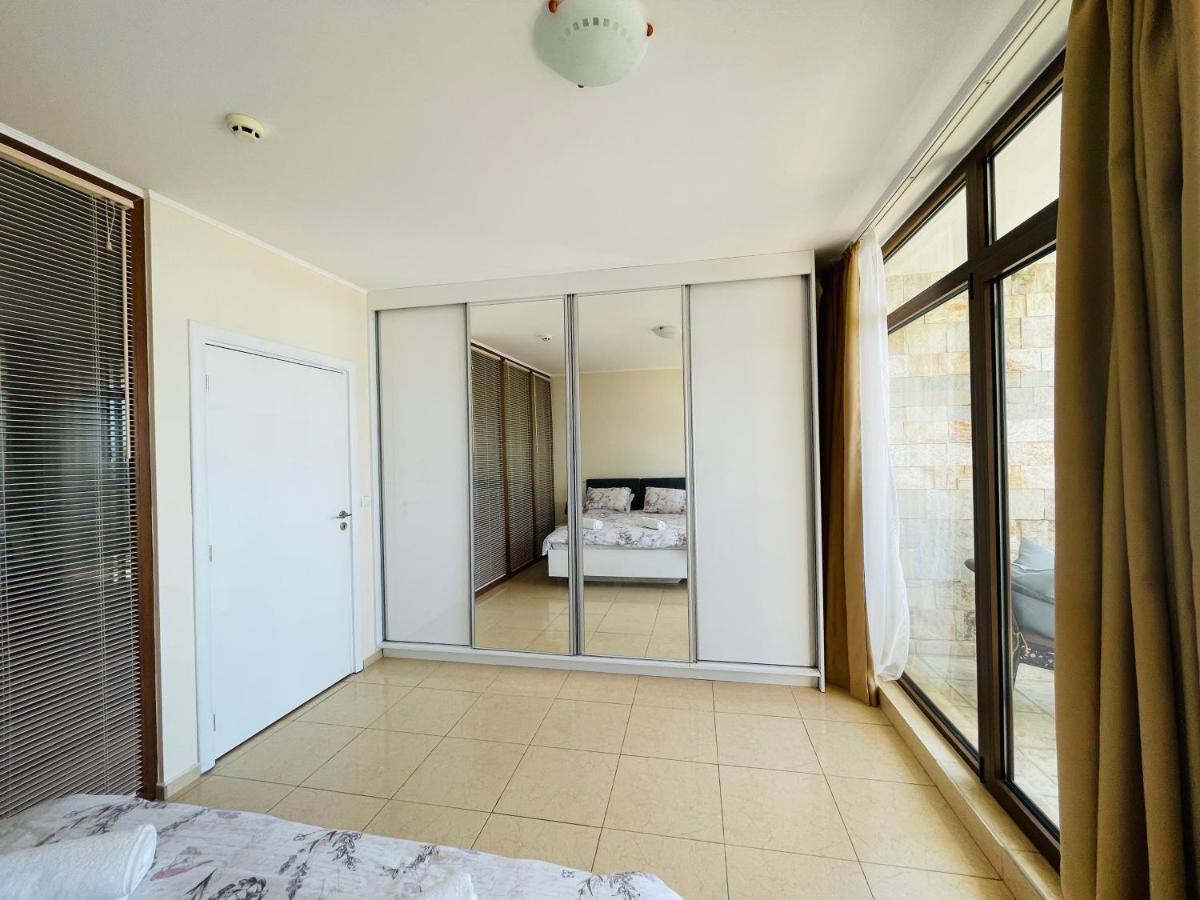Dolce Vita Sea View Apartment Sveti Vlas Exterior photo